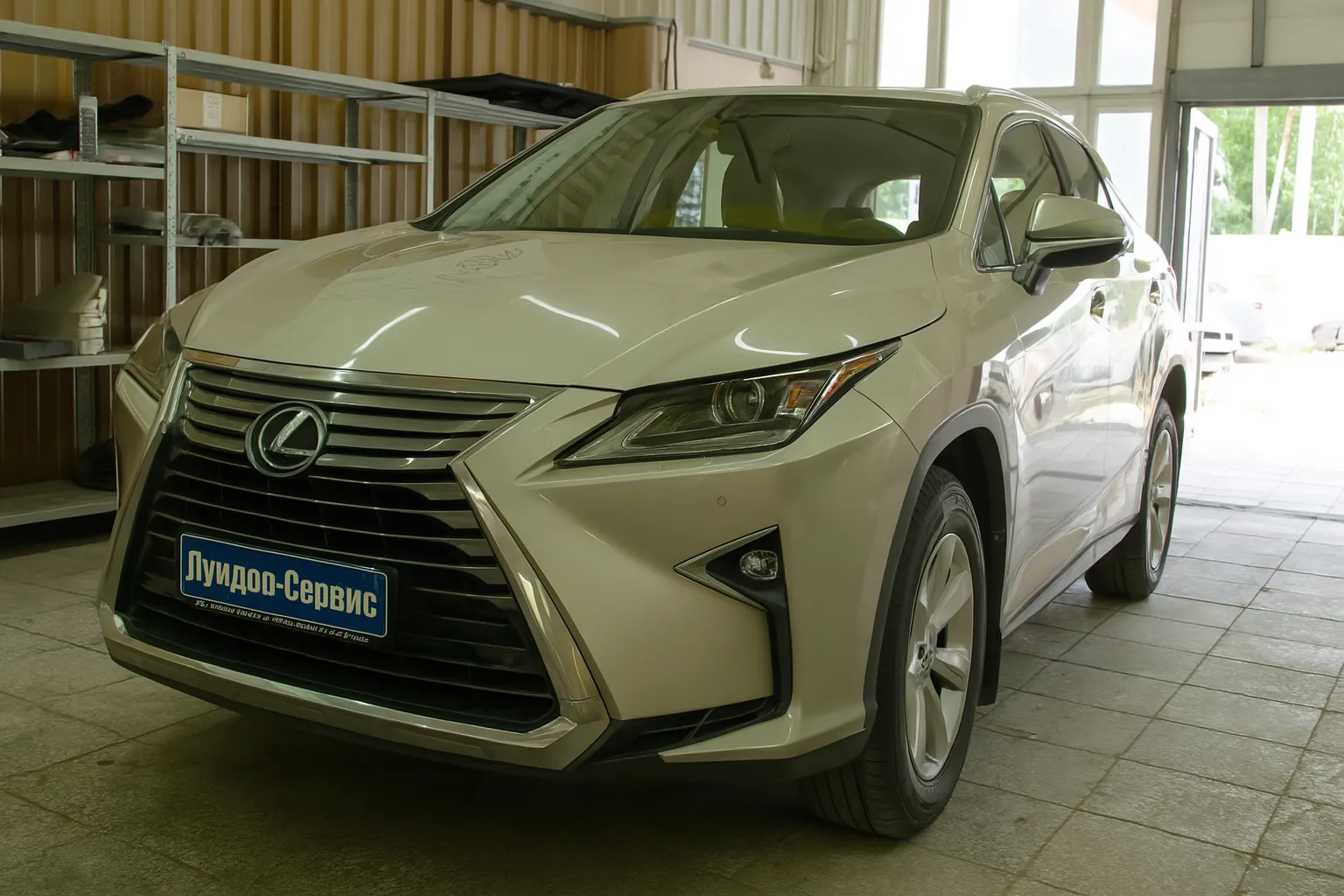 Установка Техноблока на Lexus RX200 - фото и описание выполненых работ