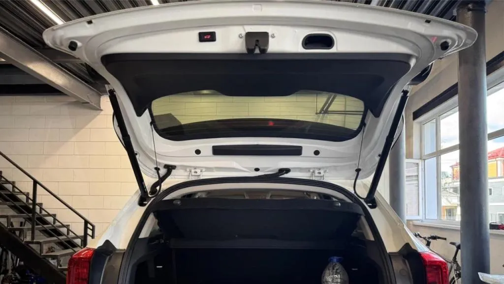 Установка электропривода багажника на Haval Jolion — фото 4