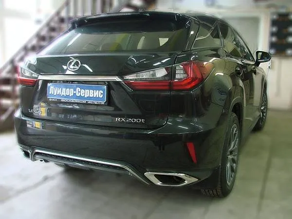 Установка автосигнализации Pandora с бесключевым запуском и замком капота на Lexus RX — фото 2