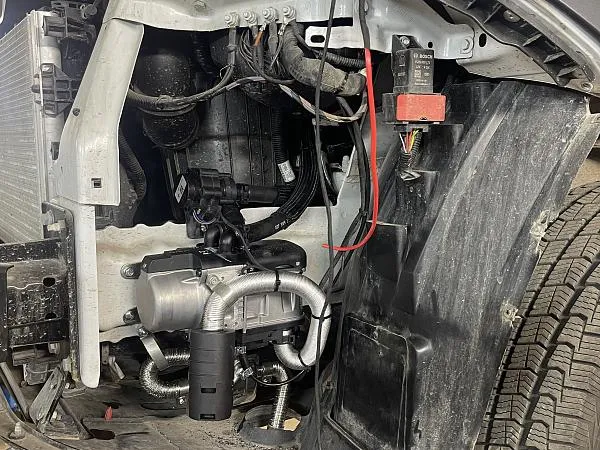 Установка предпускового подогревателя Webasto Thermo Top Comfort+ Дизель на Fiat Ducato — фото 4