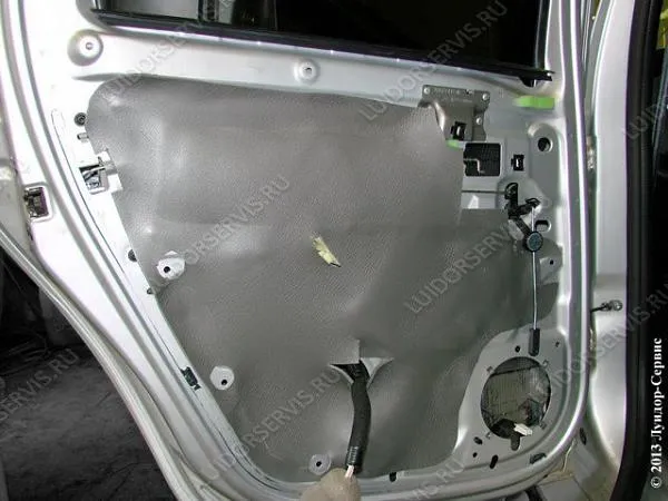 Шумоизоляция Renault Duster — фото 10