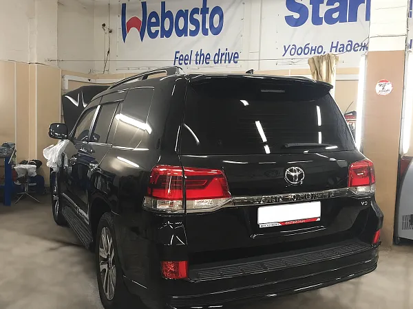 Установка Webasto TT Comfort+ на Toyota Land Cruiser 200 Series