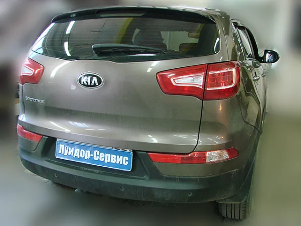 Установка Pandora DX90BT на Kia Sportage — фото 3