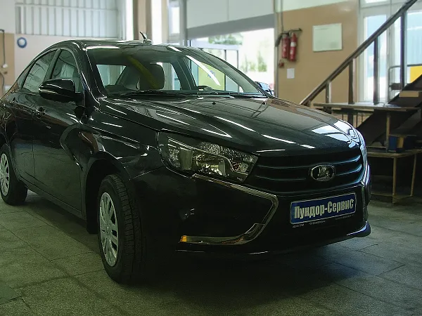 Установка автосигнализации Pandora с бесключевым автозапуском на Lada Vesta