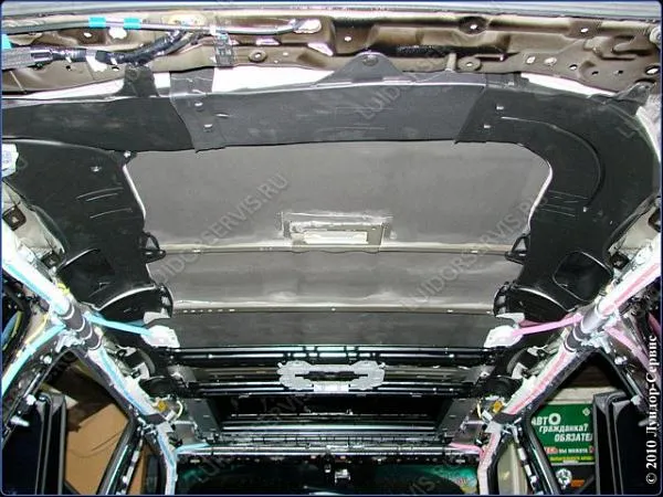 Шумоизоляция Toyota Land Cruiser 200 — фото 4