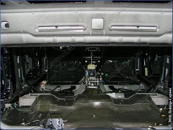 Шумоизоляция Ford Mondeo — фото 2