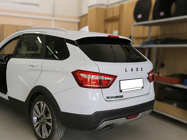 Установка Pandora 4910 с бесключевым автозапуском на Lada Vesta