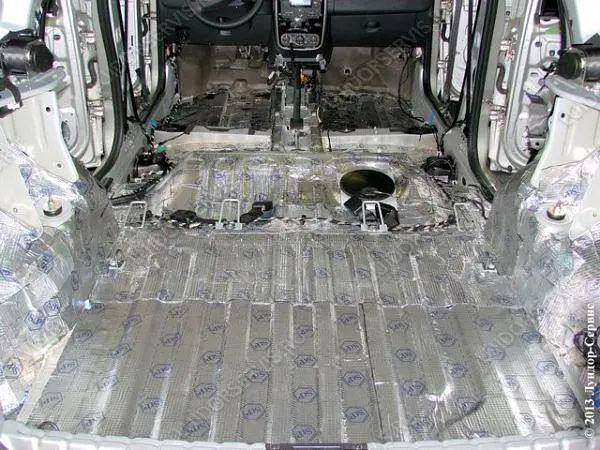 Шумоизоляция Renault Duster — фото 3