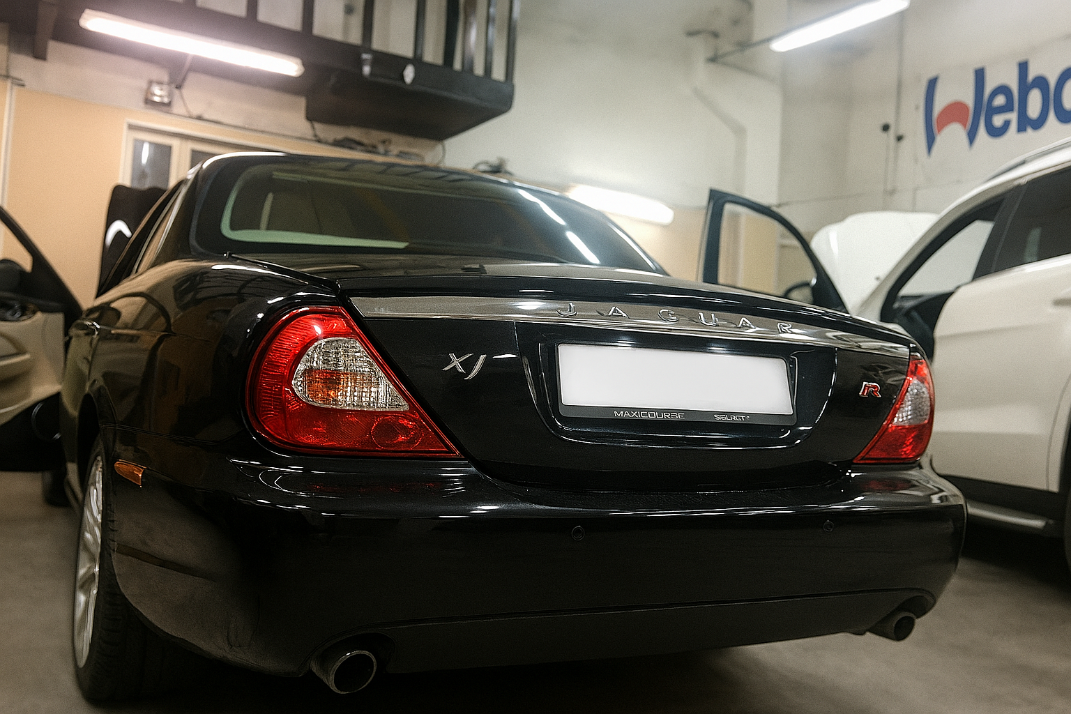 Установка автосигнализации Pandora DXL 4710 на Jaguar XJ - фото и описание выполненых работ