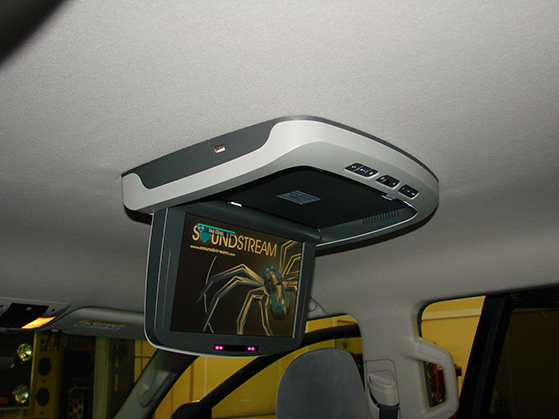 Установка потолочного монитора Toyota Prado 150