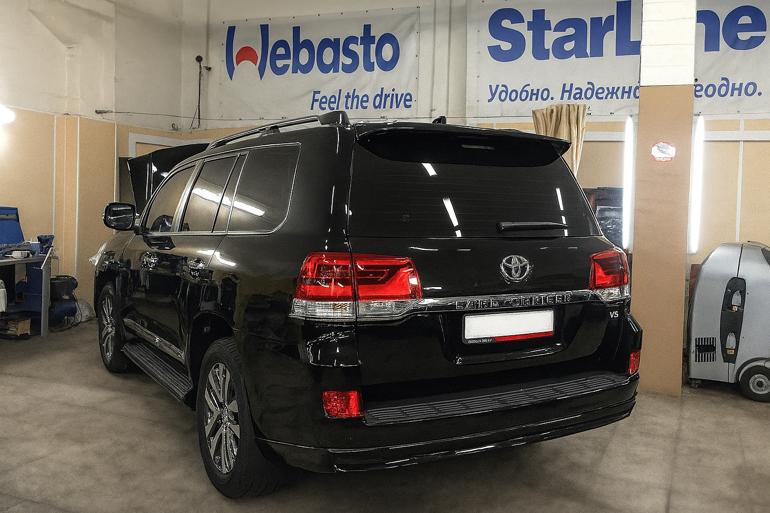 Установка сигнализации Pandect X1900 BT на Toyota Land Cruiser 200 Series - фото и описание выполненых работ