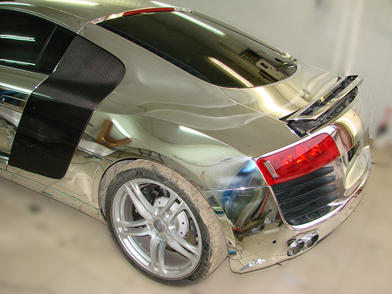 Обтяжка кузова "хромом" Audi R8