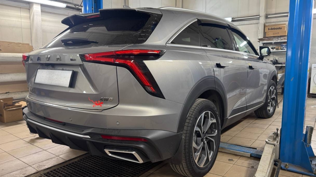 Установка бесштыревого замка Fortus на HAVAL F7 (2024)
