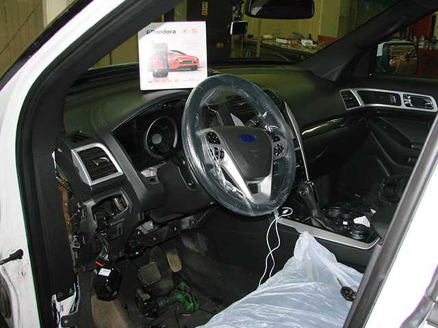 Установка автосигнализации на Ford Explorer Pandora 3910 Pro