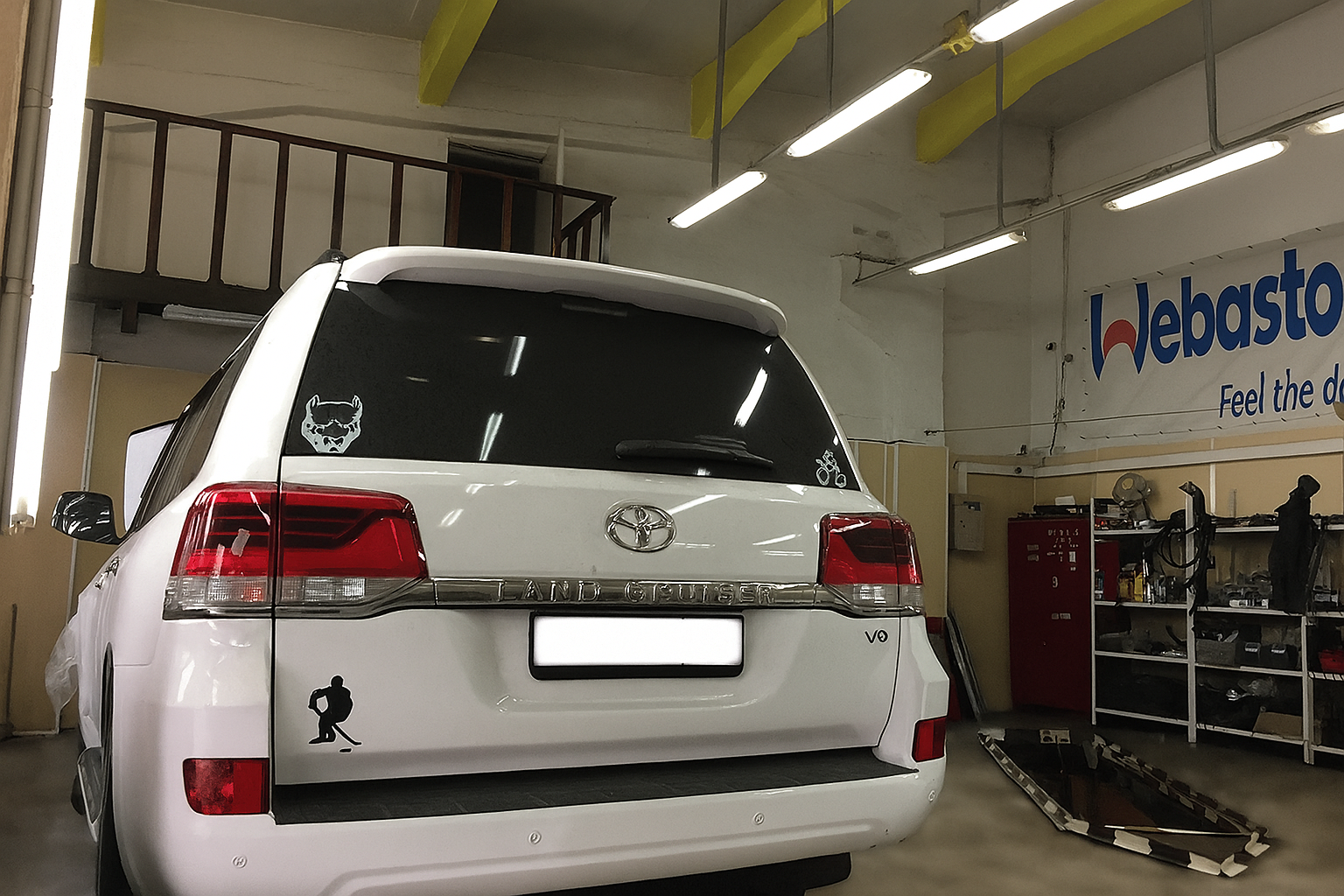 Установка Webasto Thermo 90PRO и GSM для управления Altox WBUS 5 на Toyota Land Cruiser 200 Series - фото и описание выполненых работ