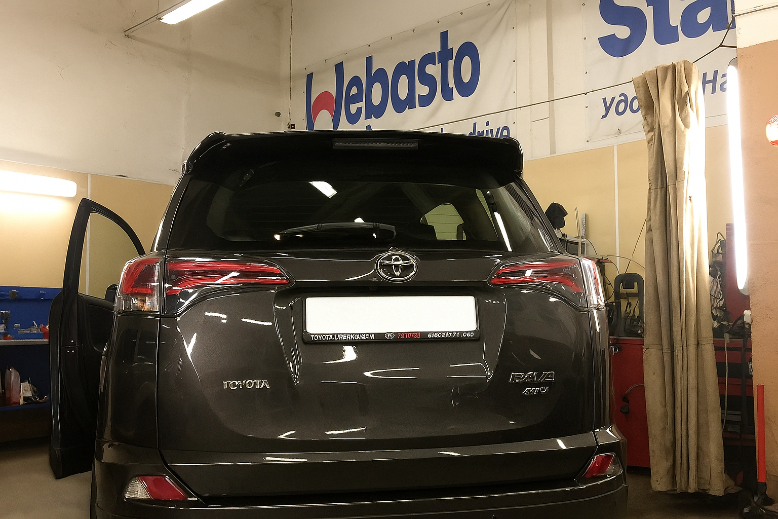Установка Pandect Х-1900BT на Toyota RAV4 2019 г/в - фото и описание выполненых работ