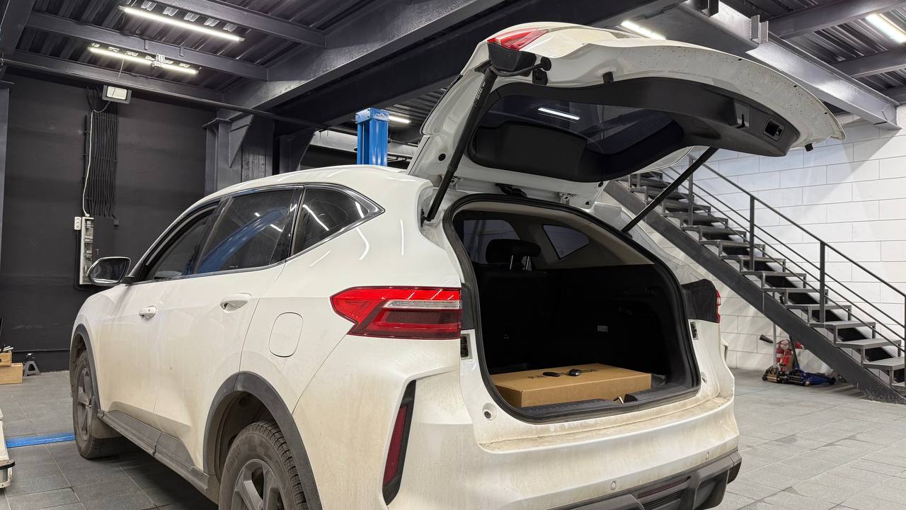 Установка электропривода багажника на Haval F7 - фото и описание выполненых работ