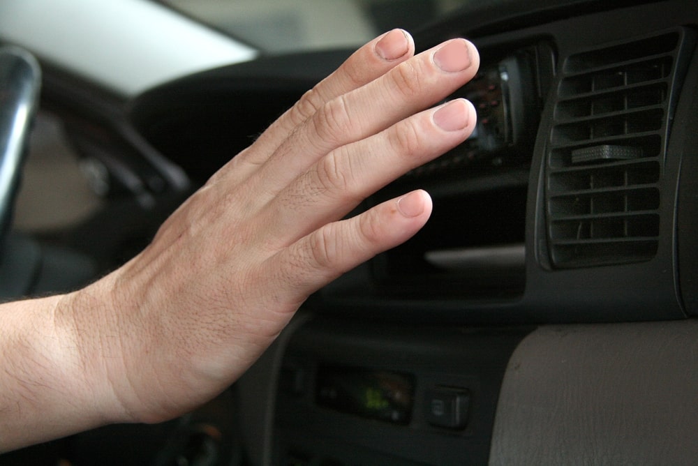 auto-ac-vents-blowing-warm-air.jpg auto-ac-vents-blowing-warm-air.jpg