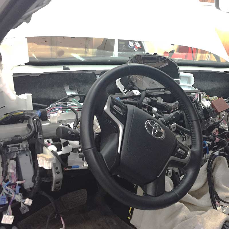 установка противоугонного комплекса на Toyota Prado 150 установка противоугонного комплекса на Toyota Prado 150