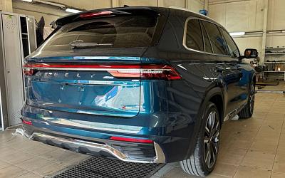 Установка автосигнализации Pandora VX 4G на Geely Monjaro