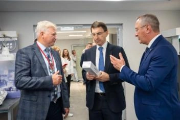 Полпред Президента РФ Игорь Щеголев посетил предприятие Pandora в Калуге